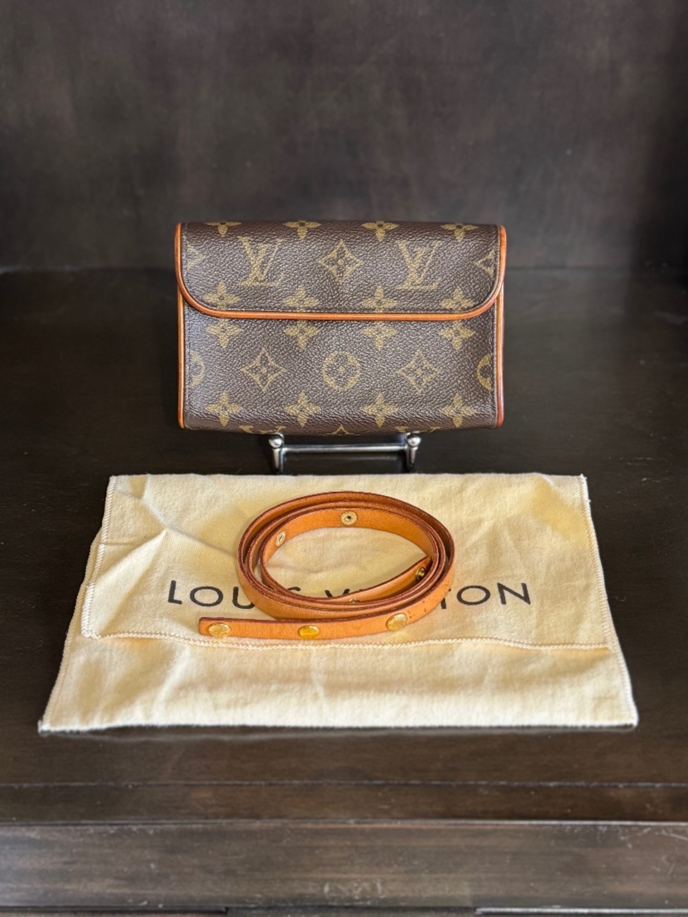 Authentic LOUIS VUITTON Monogram Pochette Florentine belt bag